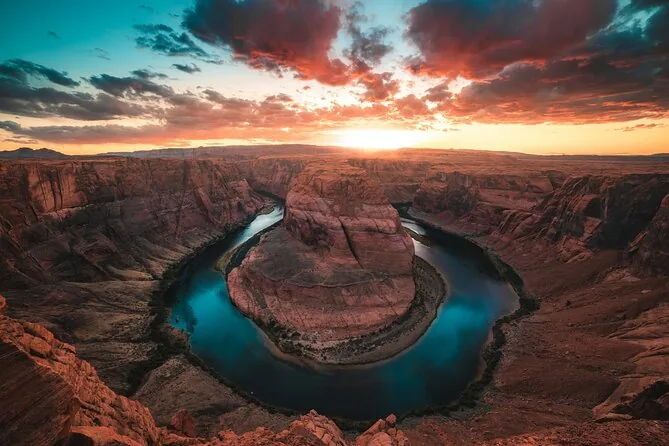 Horseshoe Bend at sunrise with the river in shadow